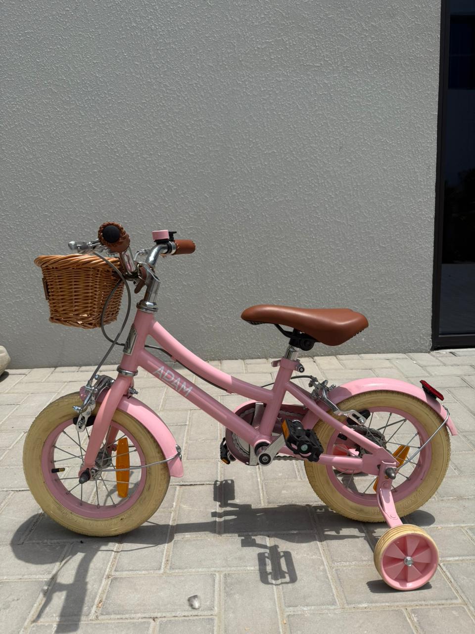 The Dutch Style 12" Pink gloss Imperfect