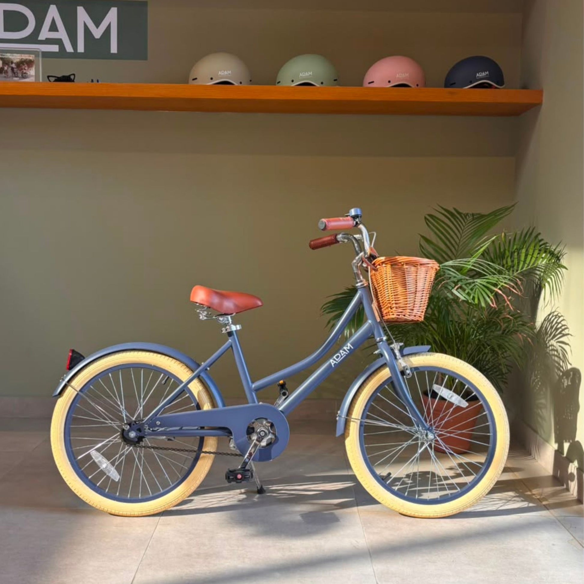 The 20" Dutch Style Blue - The Adam Store
