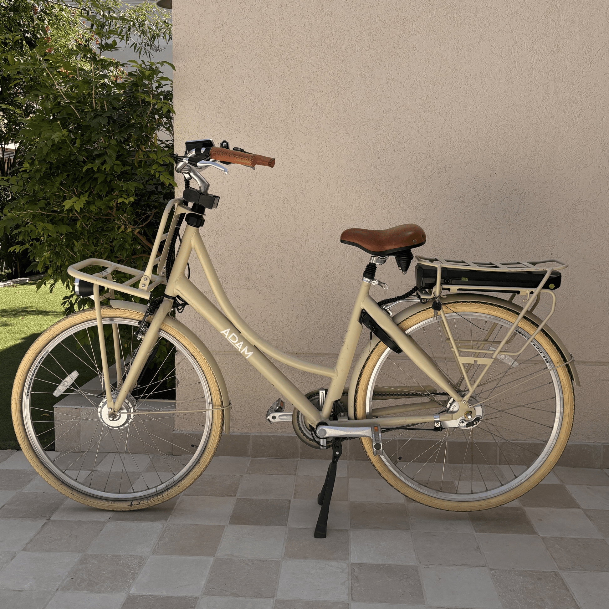 The Electric 28" Beige Pre - loved - The Adam Store