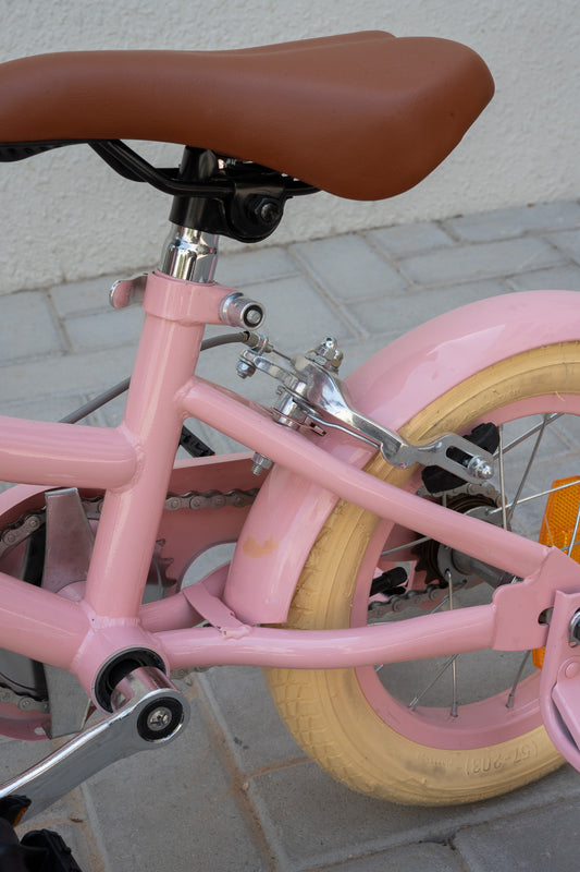 The Dutch Style 12" Pink gloss Imperfect