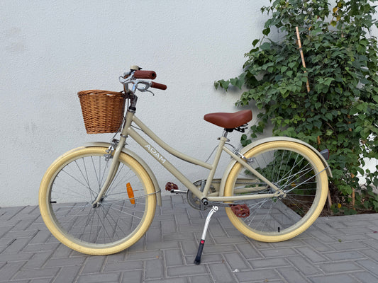 The Dutch Style 24" Taupe Handbrake Imperfect