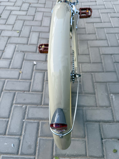 The Dutch Style 24" Taupe Handbrake Imperfect