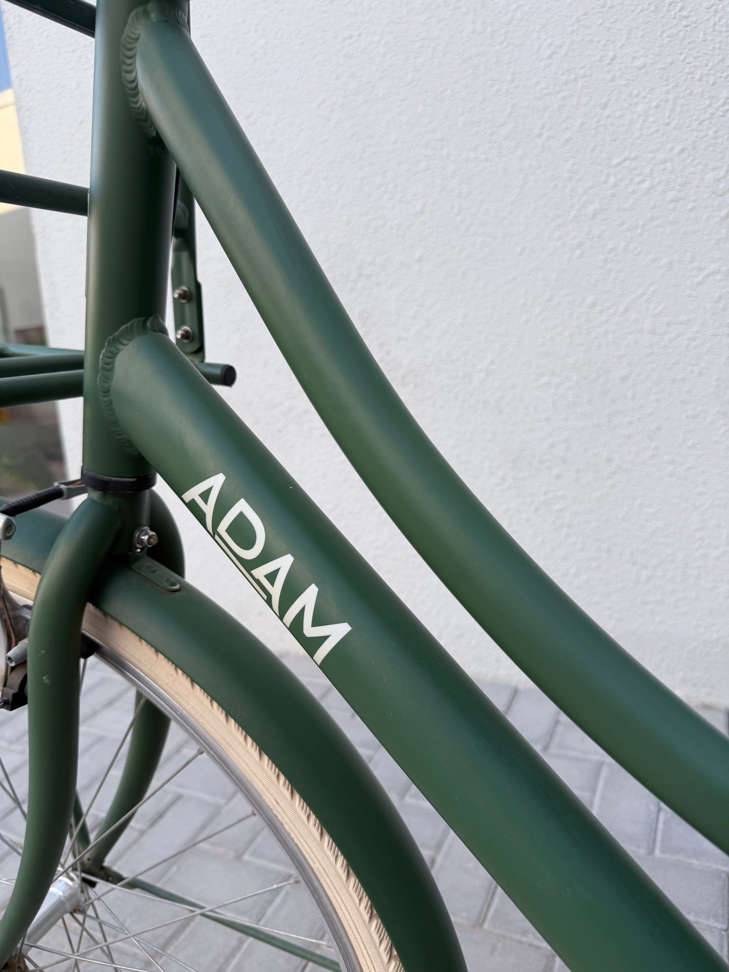 The Dutch Style 28" Green Pre-Loved