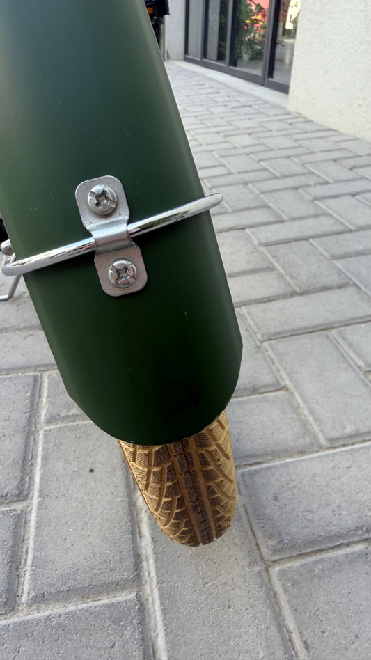 20" Dutch Style Coaster Green Pre-loved