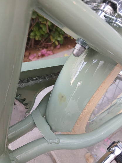 The Dutch Style 16" Sage Gloss Imperfect - The Adam Store
