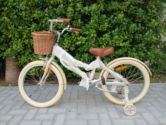 The 20'' Dutch Style Beige - The Adam Store